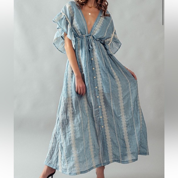 314. LAST 1 Maxi Ruffle Dress Oversized Blue Lace Embroidered clearance - Picture 5 of 6
